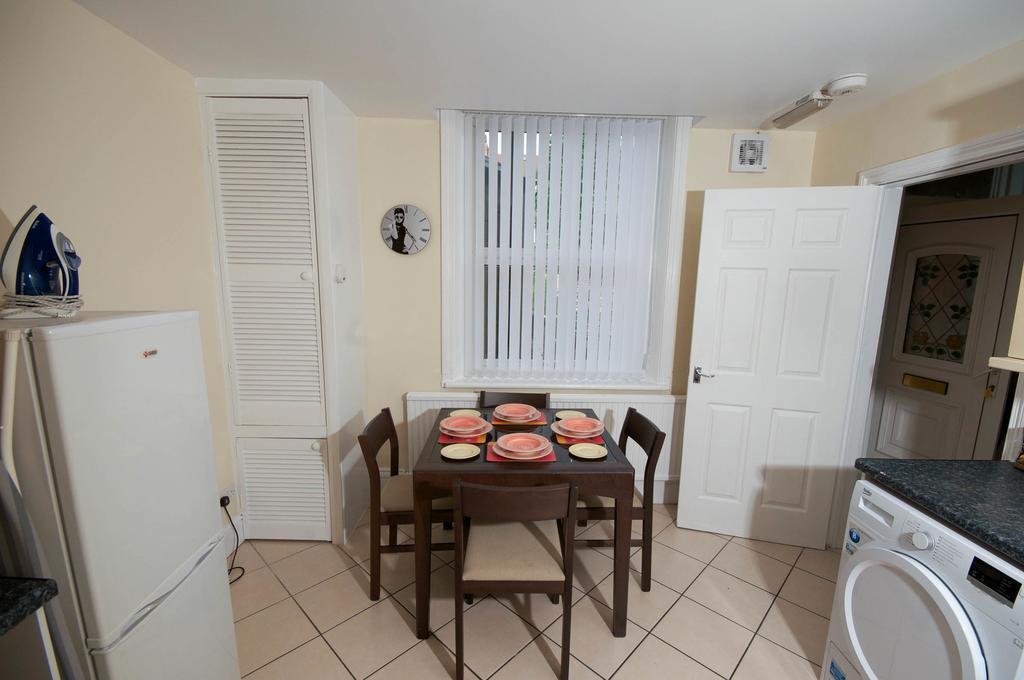 Marley Mansion Apartments - Borough Birkenhead Rom bilde