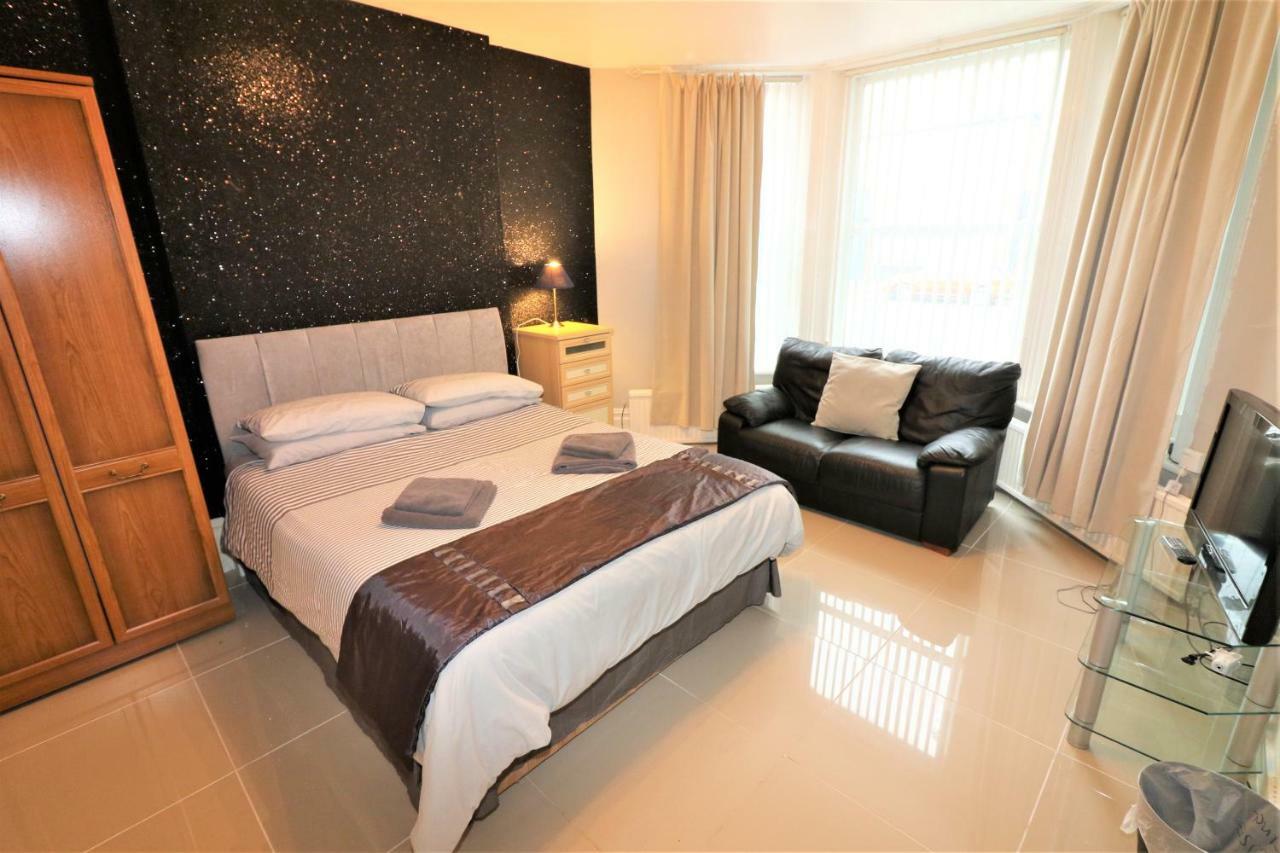 Marley Mansion Apartments - Borough Birkenhead Eksteriør bilde