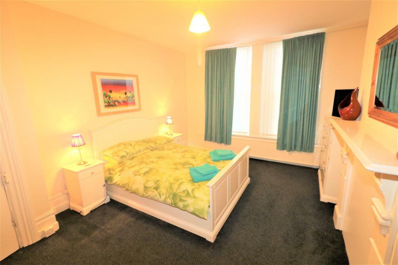 Marley Mansion Apartments - Borough Birkenhead Eksteriør bilde